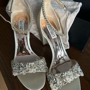 Badgley Mischka Women's Cream Embellished Heels